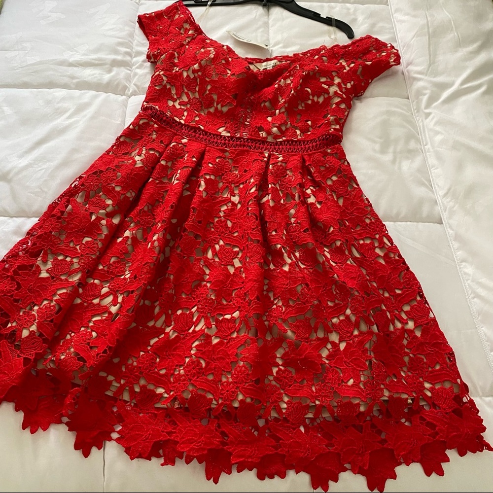 NWT Franchesca’s Red Dress